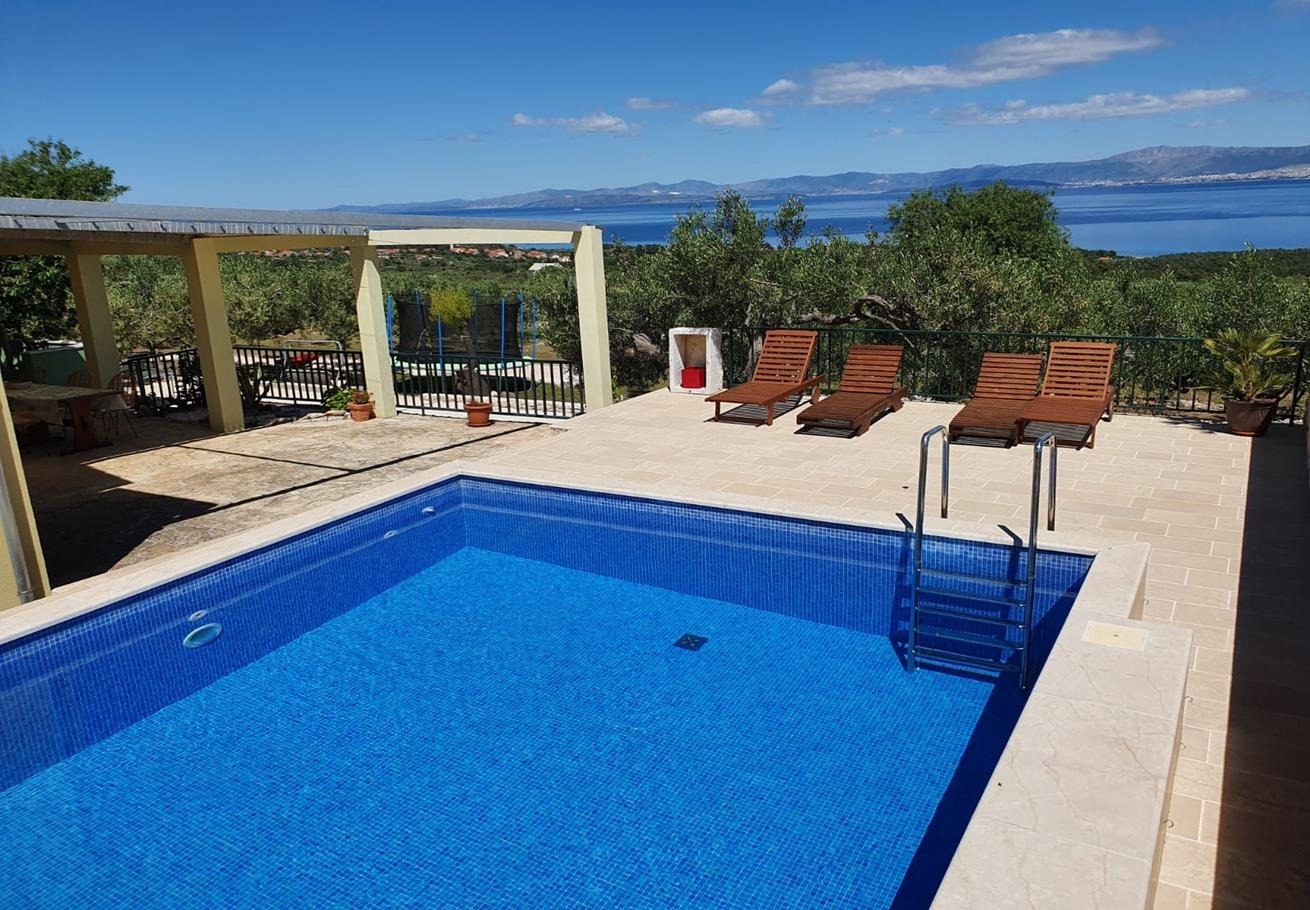 Házak a pihenésre Mario - with pool & sea view: H(4+2) Supetar - Brac sziget  - Horvátország 